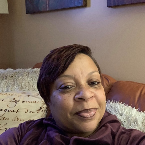 shellyadams228
